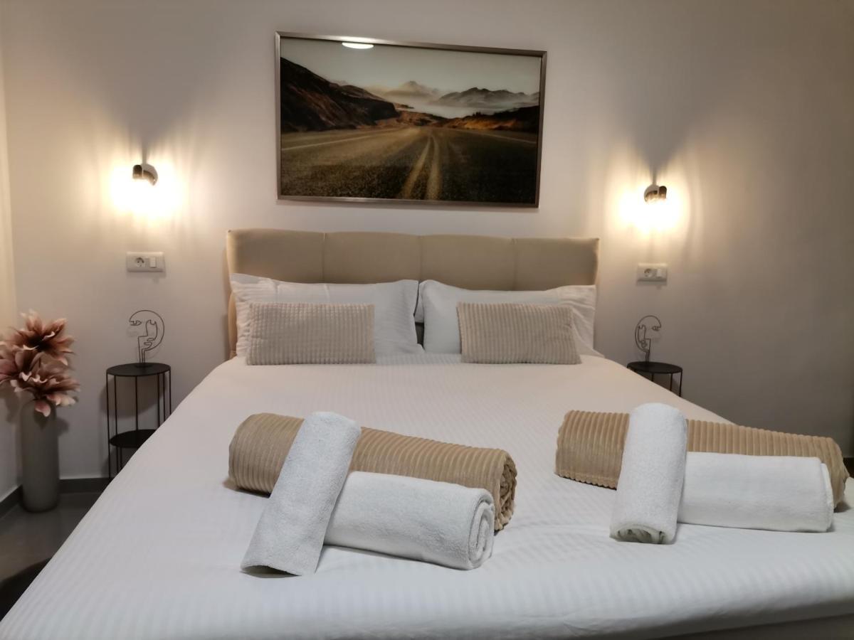 Cave With Free Parking Apartment Pula Exterior photo