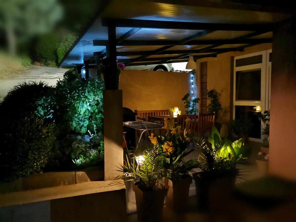 Cave With Free Parking Apartment Pula Exterior photo